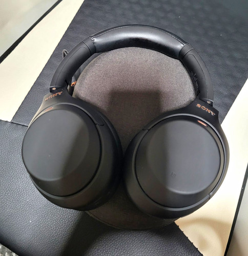 Sony 1000xm4 black over - sony, wh-1000xm4